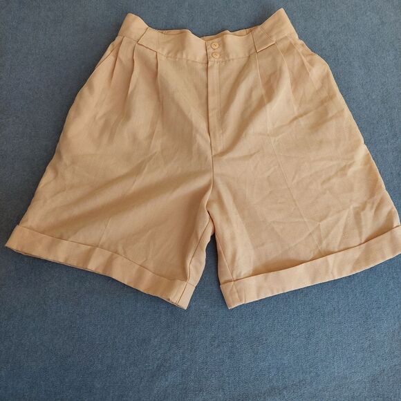 Fundamental Things Pants - Vtg 90s Fundamental Things Petites Peach High Waisted Pleated Shorts 10P